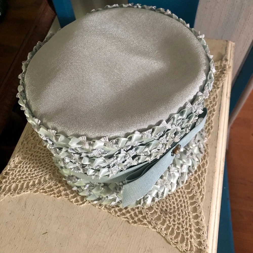 Vintage Baby Blue Raffia Straw Bucket Hat - Picture 4 of 7